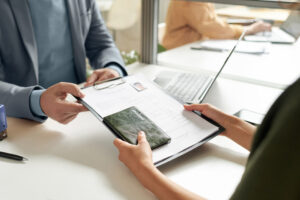 Documents diploma handover